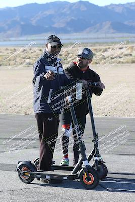 media/Jan-15-2026-Racers Edge (Thu) [[dfebeb70ab]]/1-Around the Pits-Track Walk/